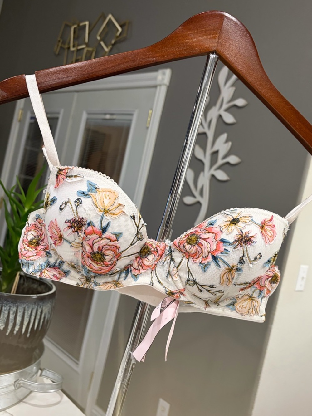 Victoria's Secret Cream Floral Embroidered Bra with Pink and Blue Accents